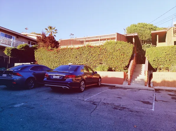 421 Alameda Padre Serra #B, Santa Barbara, CA 93103