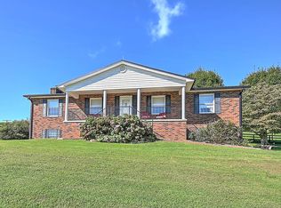 1964 Hill Station Alley Rd, Gate City, VA 24251