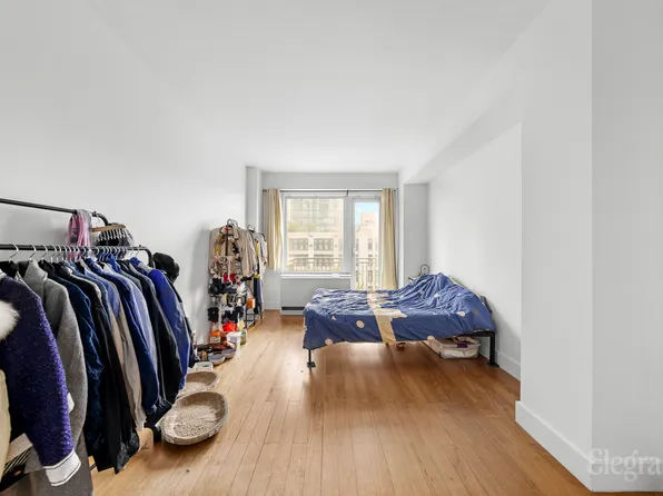 44-27 Purves Street image 8 of 16