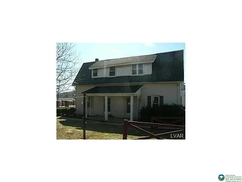 322 E Market St Photo 1