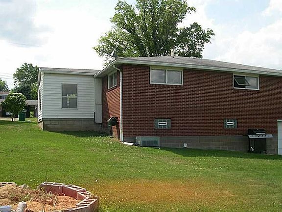 5th image of 1158 Circle Dr