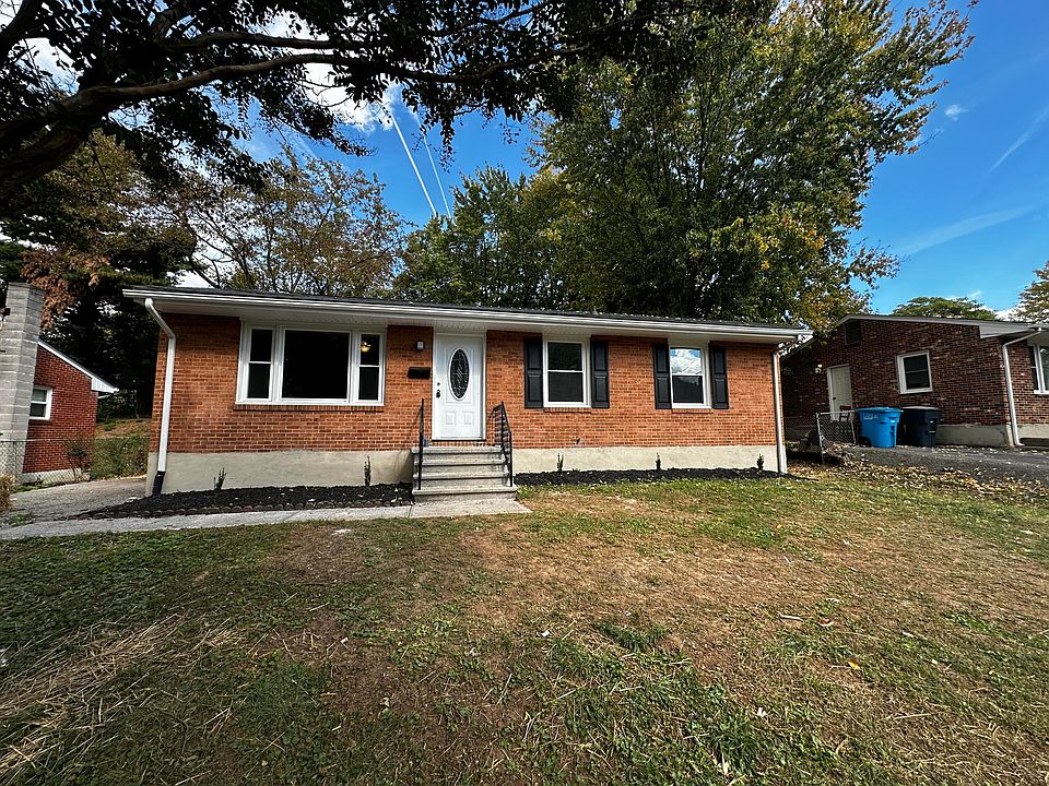 1st image of 1420 Morehead Ave SE