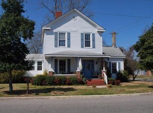 201 Everette St, Laurinburg, NC 28352