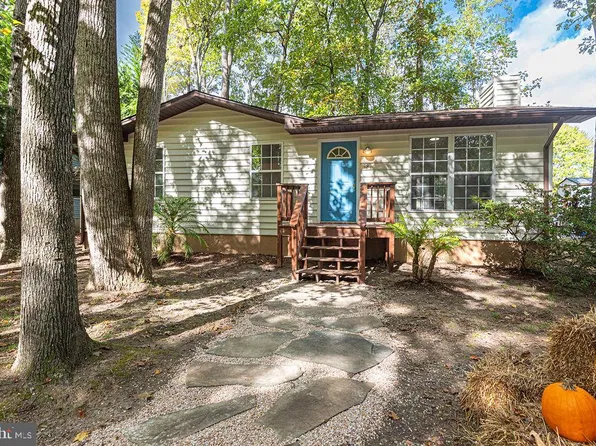 98 White Horse Dr, Ocean Pines, MD 21811