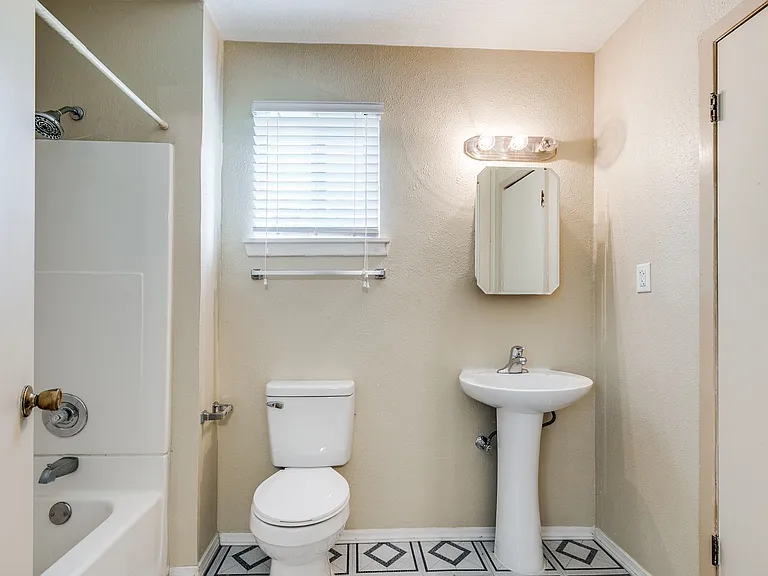 322 Byrnes Dr — Photo 22