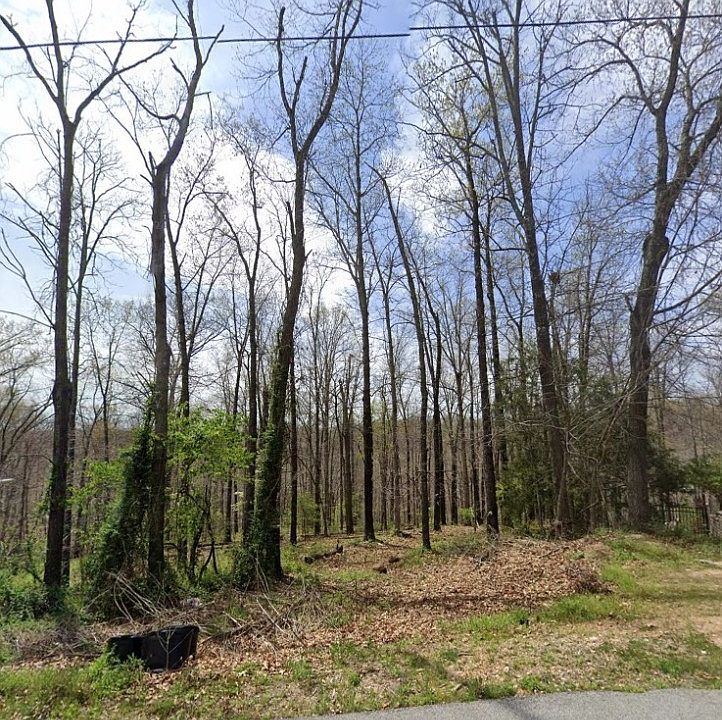 1st image of 30 Cresswell Dr #14