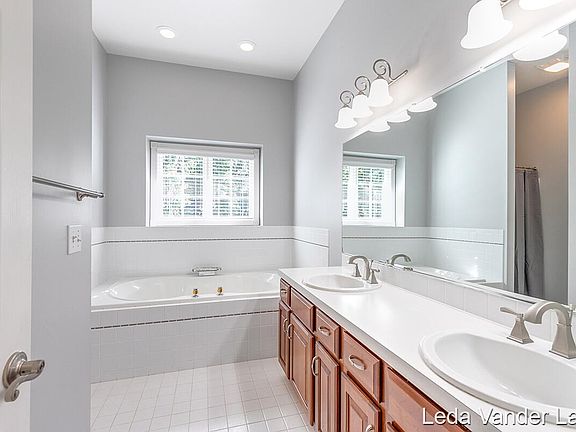 5th image of 10553 River Bluff Trl