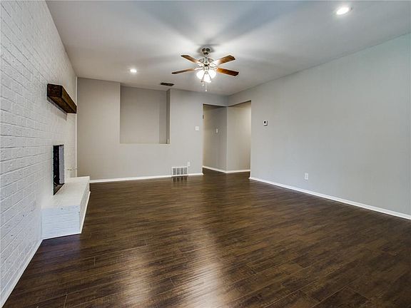5th image of 2132 Shady Grove Dr