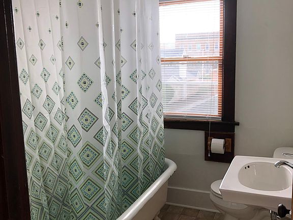 3rd image of 412 Court St #2B