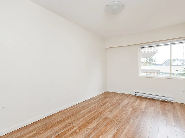 1300 Yates St — Photo 9