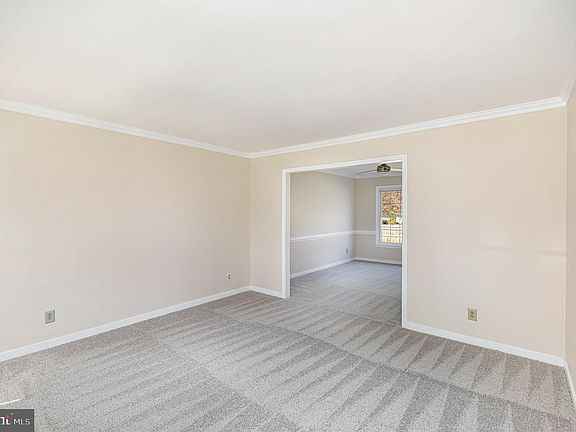 5th image of 1202 Aquia Dr