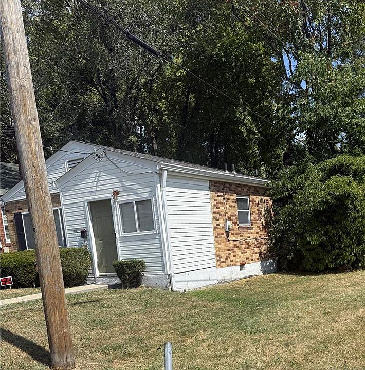 2nd image of 1118 George St