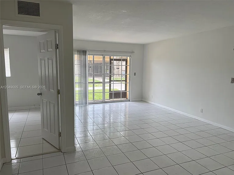2982 NW 55th Ave #1B — Photo 3