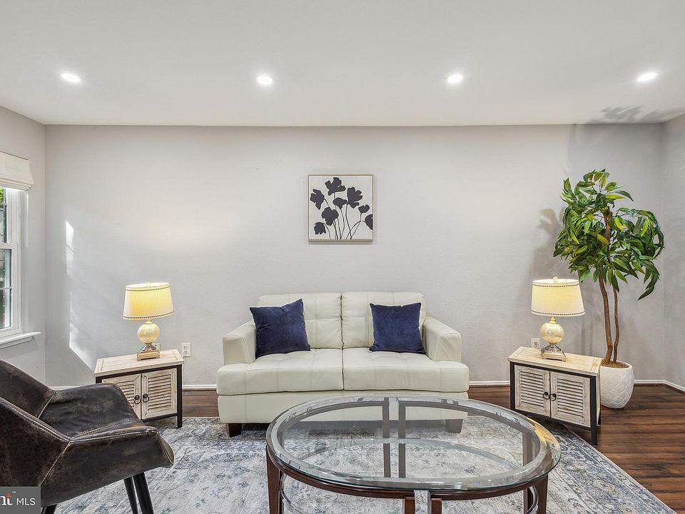 1st image of 3309 Wyndham Cir Unit 1173