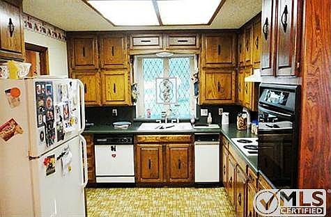 2nd image of 2521 Pecan Dr