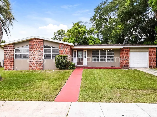 1324 W Hartley Cir, Deltona, FL 32725