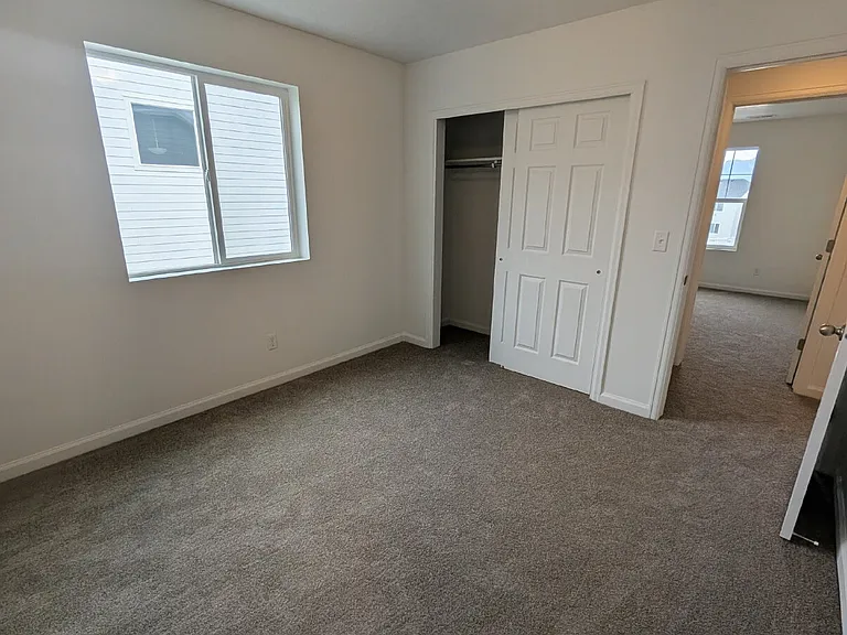 2123 N Wallflower Dr — Photo 30