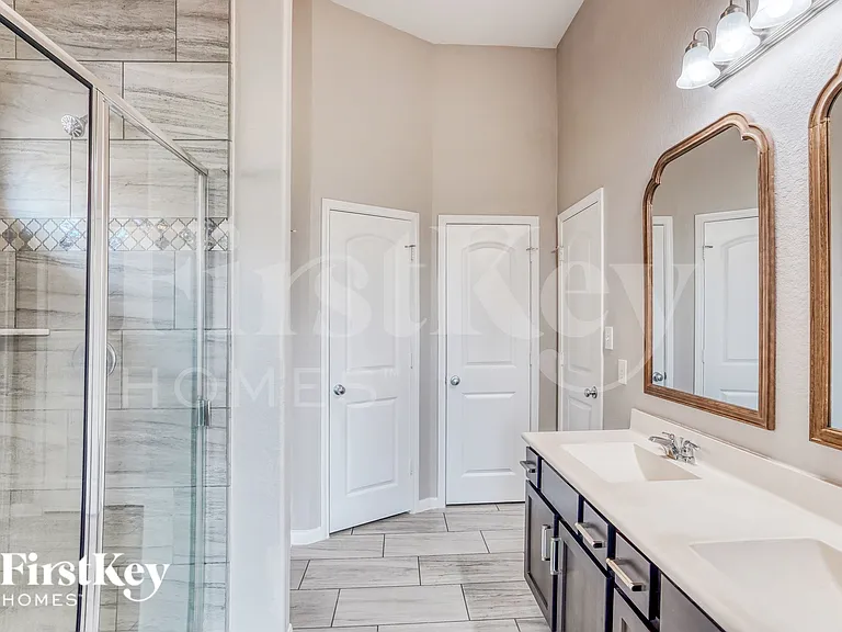 4810 Bay Vista Dr — Photo 13