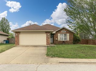 1396 S 19th Ave, Ozark, MO 65721