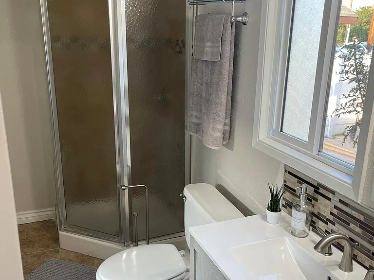 Bathroom #2