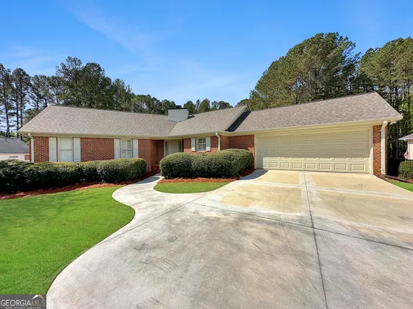 1031 Keeneland Ct, Bogart, GA 30622