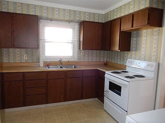 3rd image of 3934 N Hartman Dr