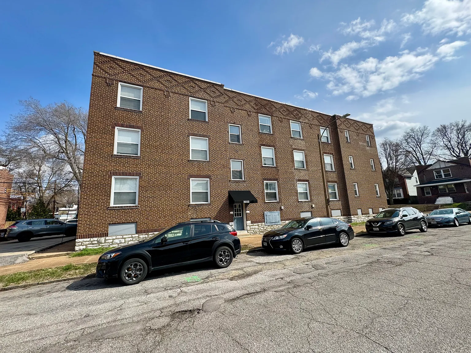 3022 Virginia Ave APT 3N photo 1
