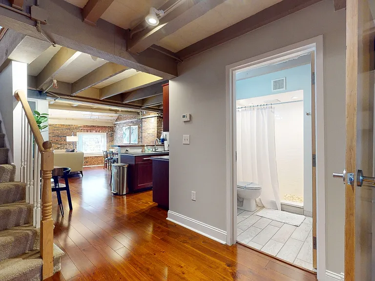 11 Union St #3 — Photo 8