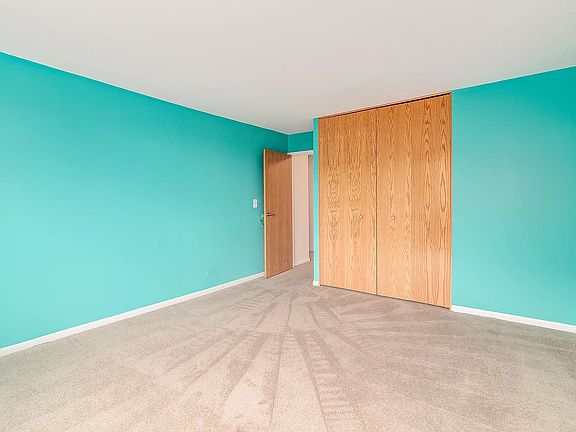 4th image of 2201 S Stewart Ave APT 4H