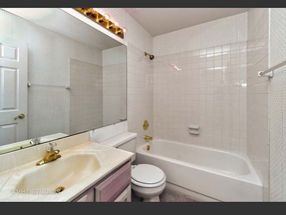 4th image of 2439 Prescott Ln