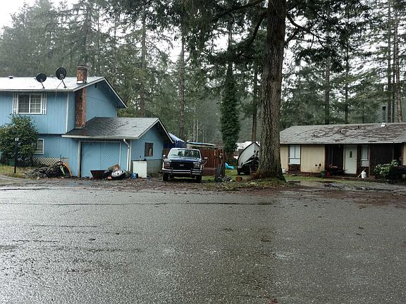 5th image of 51 E Cypress Pl