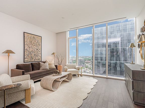 3rd image of 160 2nd Ave S APT 1904
