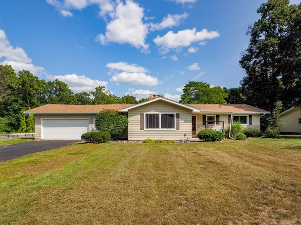 109 Harper Creek Dr, Battle Creek, MI 49014