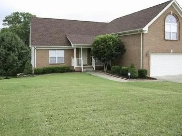 1013 Secretariat Dr, Mount Juliet, TN 37122
