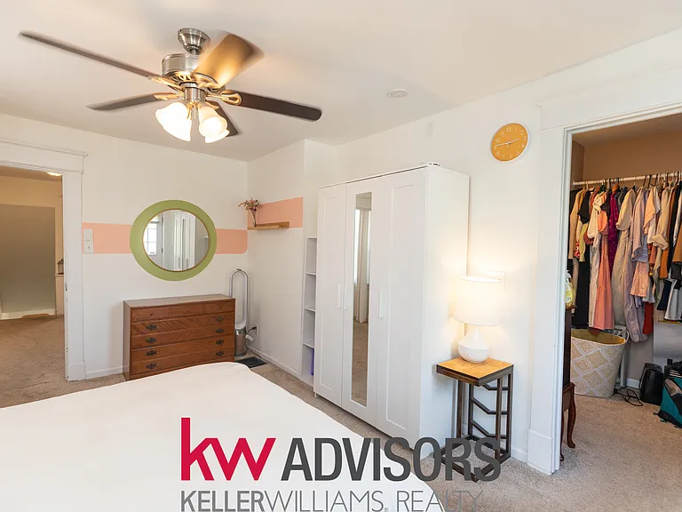 2320 Kenilworth Ave — Photo 20