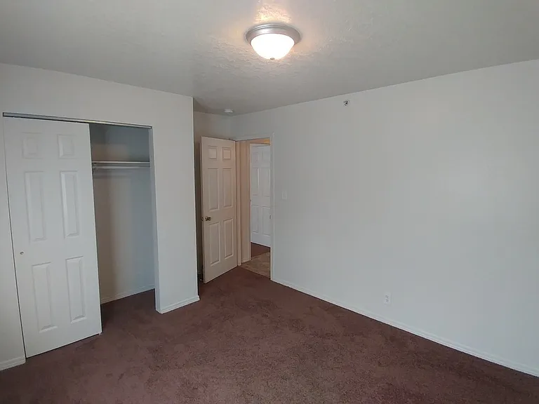 1017 Alvarado Dr SE — Photo 8