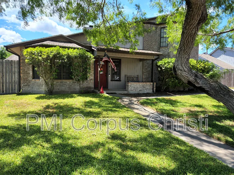 4133 River Hill Dr — Photo 3