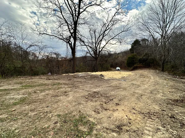 242 Hicks Hill Rd, Bluff City, TN 37618