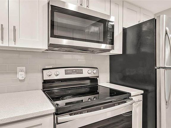 5th image of 5900 22nd Ave N APT 10