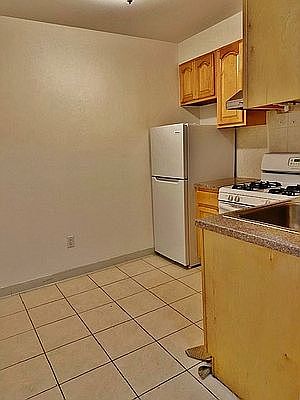 3rd image of 218 Avenue B APT 2A