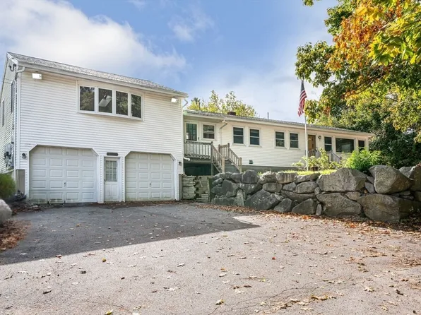 11 Milton Ave, Dracut, MA 01826