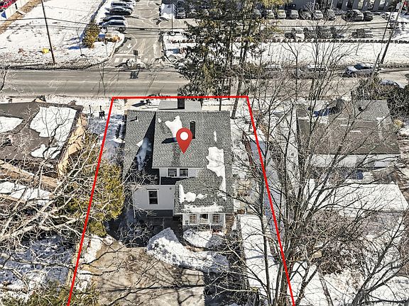 5th image of 240 River Avenue