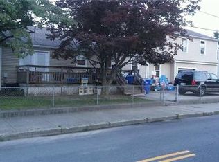 549 Beverage Hill Ave, Pawtucket, RI 02861