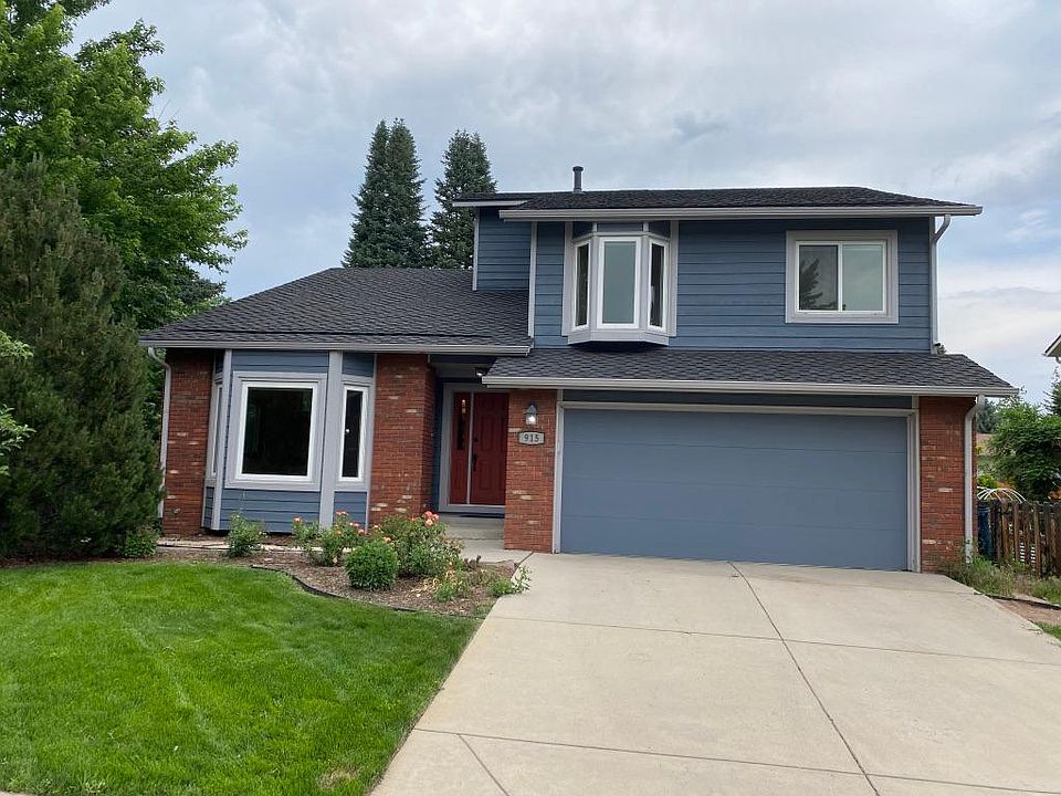 Great, private location backing up to open space on 2 sides, located just across the street from Harper Lake