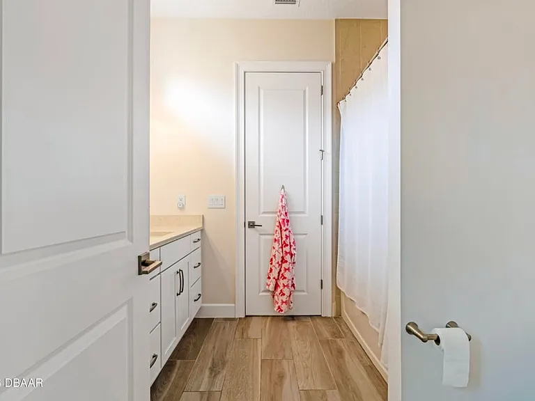 2426 Hyatt Creek Ln — Photo 27