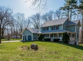 3 Dupuis Cir, Hampton, NH 03842
