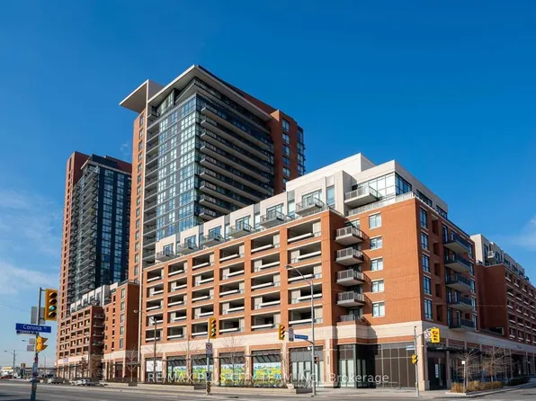 800 Lawrence Ave W, Toronto, ON