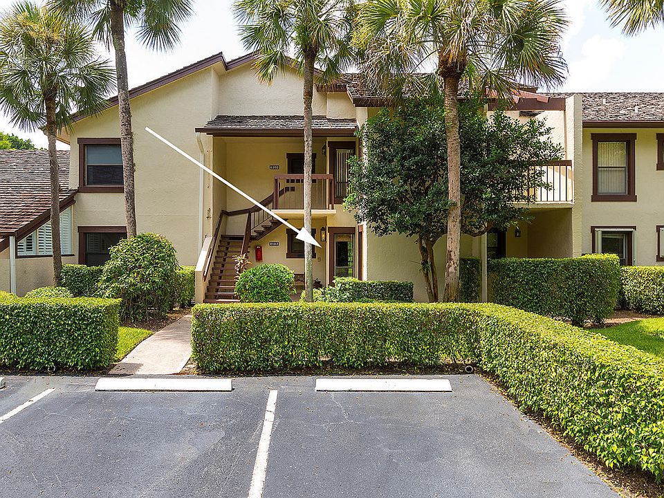 1st image of 11397 Pond View Drive #E102