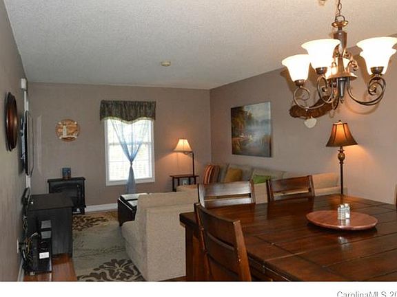 5th image of 2717 Eagle Dr