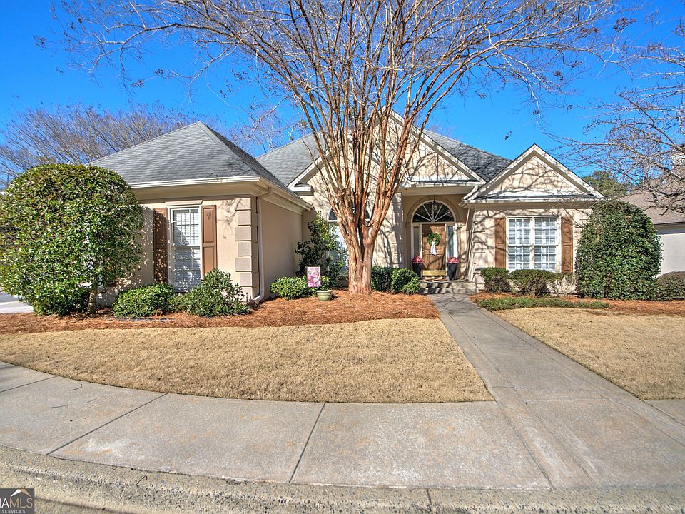 1st image of 153 Vinings Ct SE